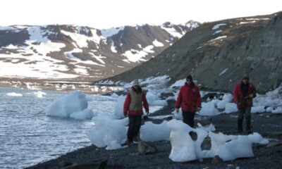 Life in Extreme Conditions